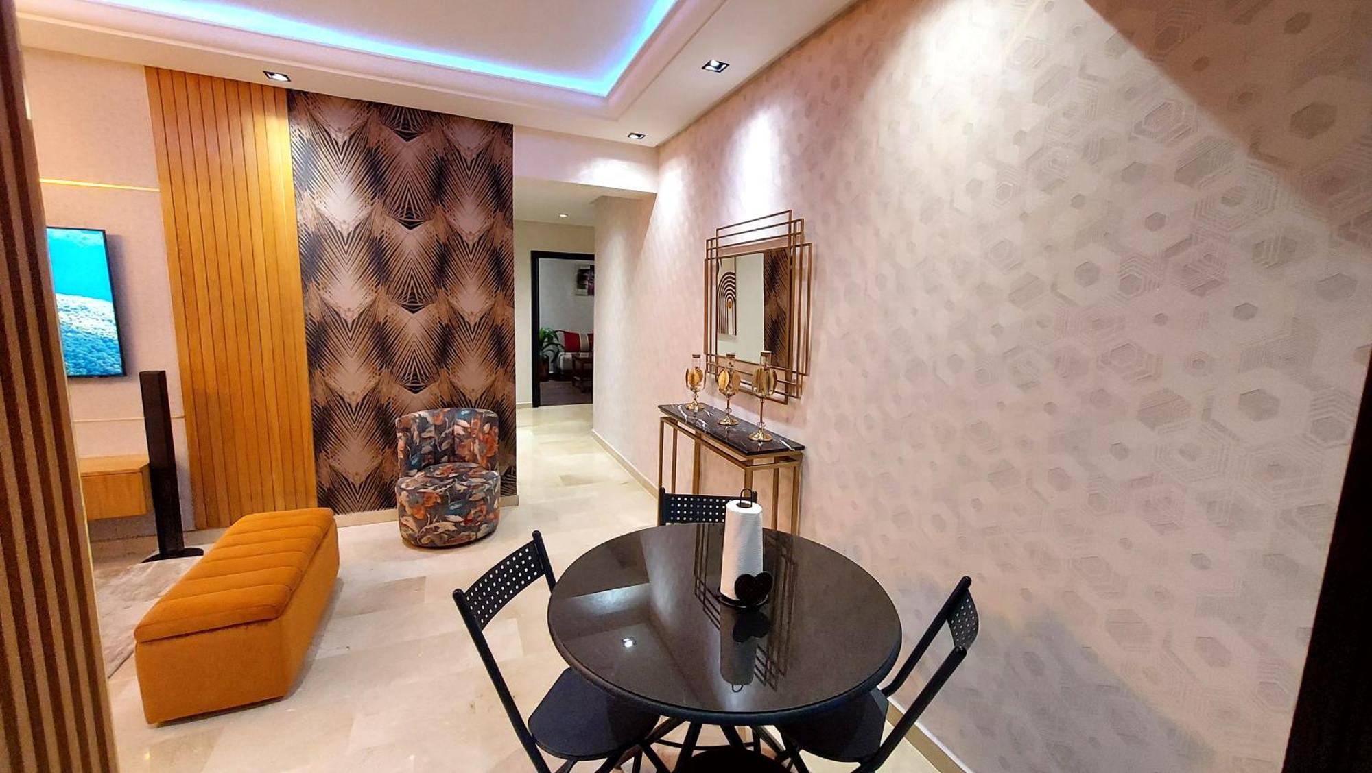 Luxury Downtown Apartment Of 80M2 In Front Of Hassan 2 Mosque And Sea From Family , Pour Famille , Interdit Couples Araabic Non Marie, Forbidden Unmarried Araabic Couples Basement Car Park Casablanca Ngoại thất bức ảnh